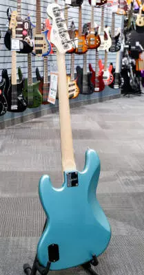 Squier - Affinity Series Active Jazz Bass, Laurel Fingerboard - Mystic Sea Foam Green 2